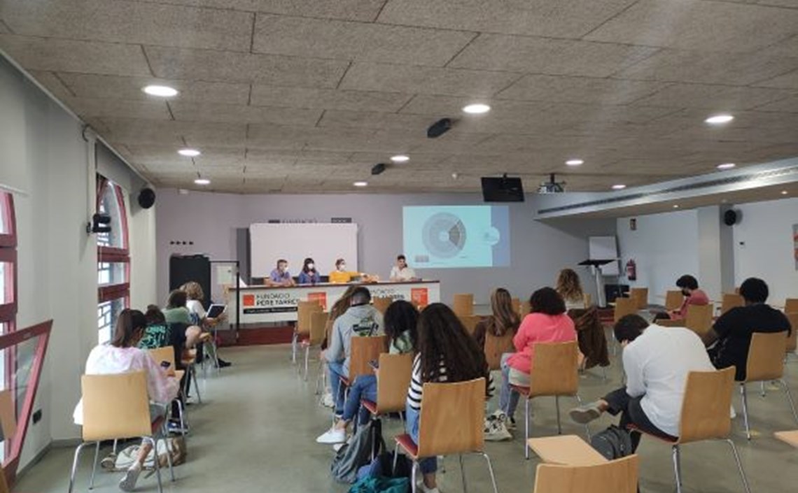 La Facultad Pere Tarrés y Blanquerna promueven un nuevo postgrado en competencias sociolaborales para jóvenes con discapacidad intelectual